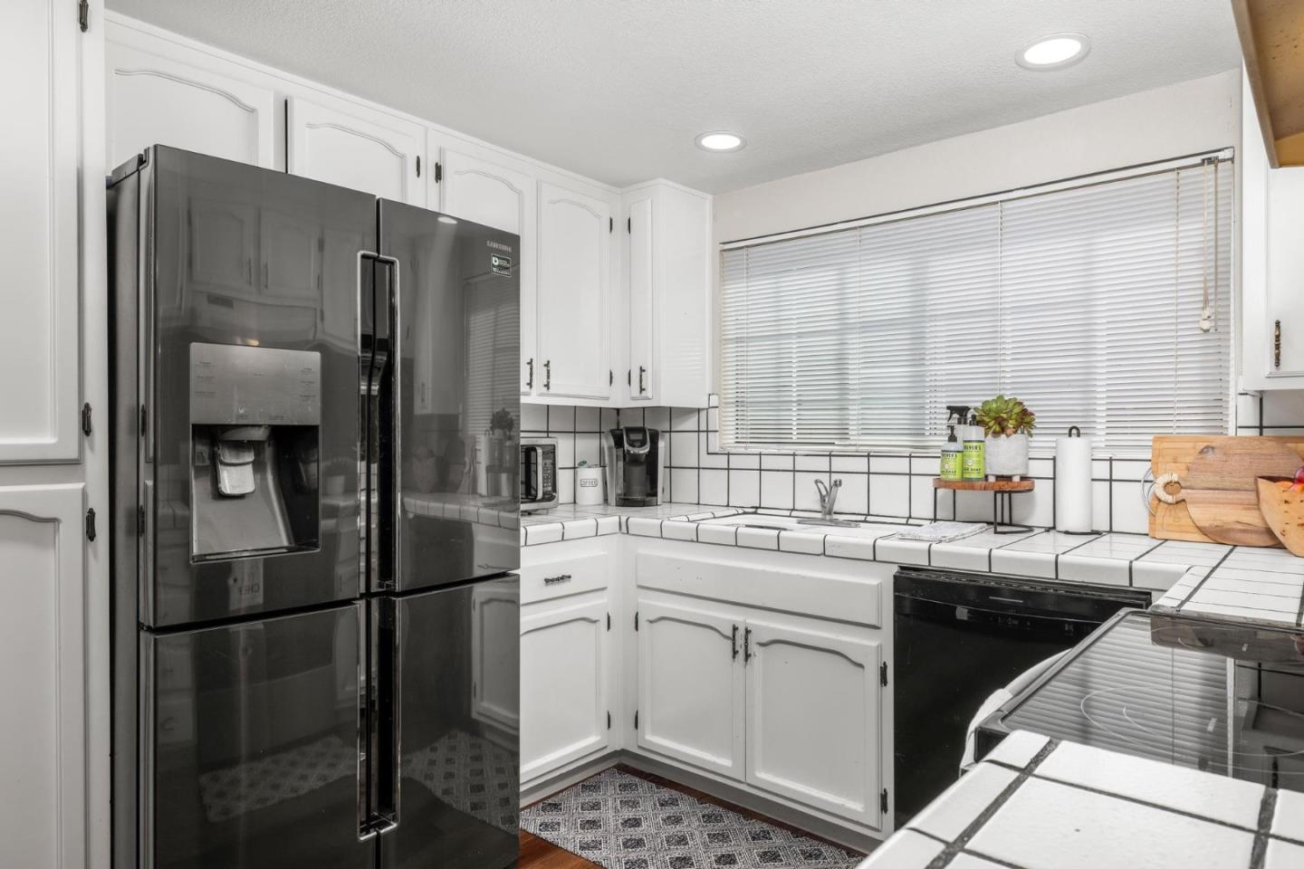 Detail Gallery Image 16 of 33 For 3232 Hummingbird Ln, Modesto,  CA 95356 - 4 Beds | 2 Baths