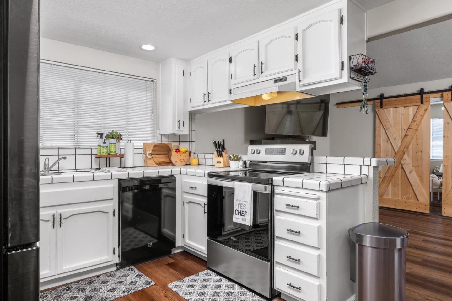 Detail Gallery Image 17 of 33 For 3232 Hummingbird Ln, Modesto,  CA 95356 - 4 Beds | 2 Baths