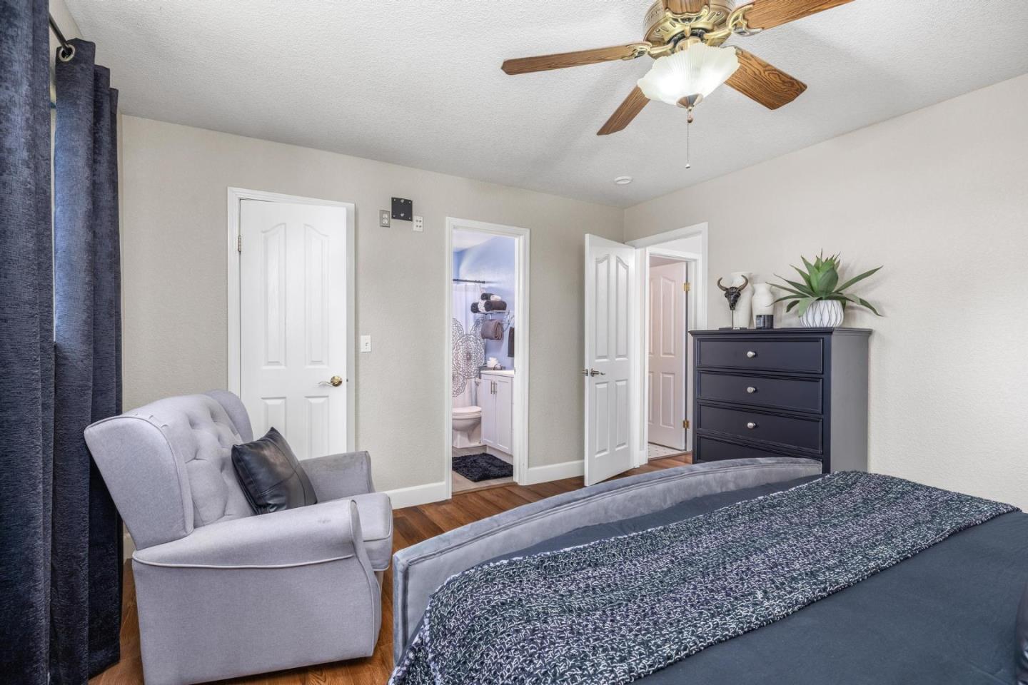 Detail Gallery Image 21 of 33 For 3232 Hummingbird Ln, Modesto,  CA 95356 - 4 Beds | 2 Baths