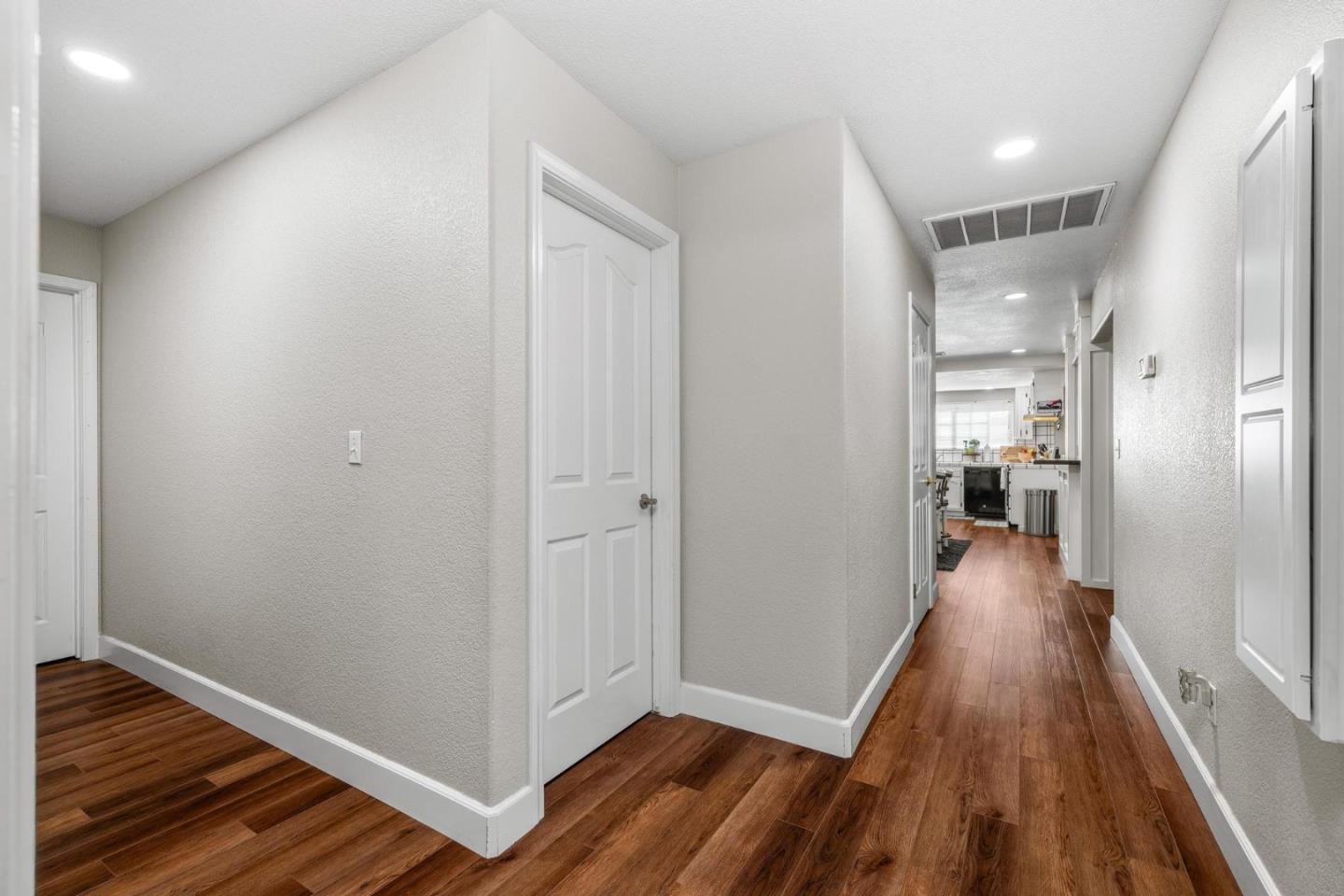 Detail Gallery Image 24 of 33 For 3232 Hummingbird Ln, Modesto,  CA 95356 - 4 Beds | 2 Baths