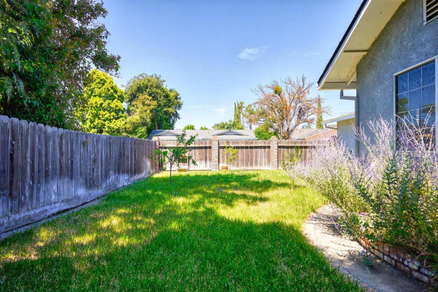 Detail Gallery Image 27 of 33 For 3232 Hummingbird Ln, Modesto,  CA 95356 - 4 Beds | 2 Baths