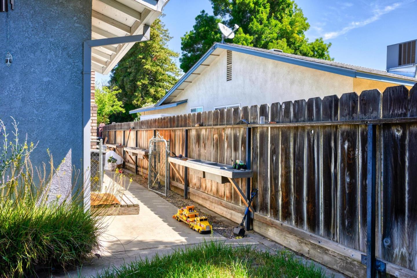 Detail Gallery Image 31 of 33 For 3232 Hummingbird Ln, Modesto,  CA 95356 - 4 Beds | 2 Baths