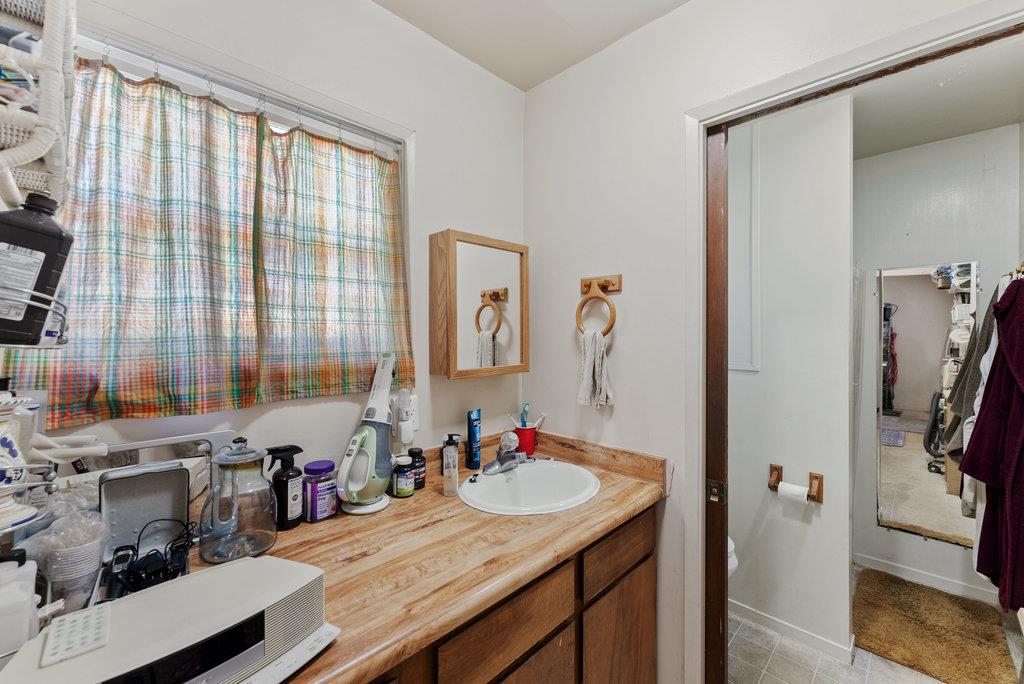 Detail Gallery Image 21 of 39 For 1450 Merrill St, Santa Cruz,  CA 95062 - – Beds | – Baths