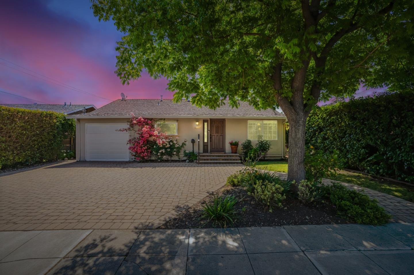 Detail Gallery Image 13 of 13 For 1320 Windermere Ave, Menlo Park,  CA 94025 - 3 Beds | 1 Baths