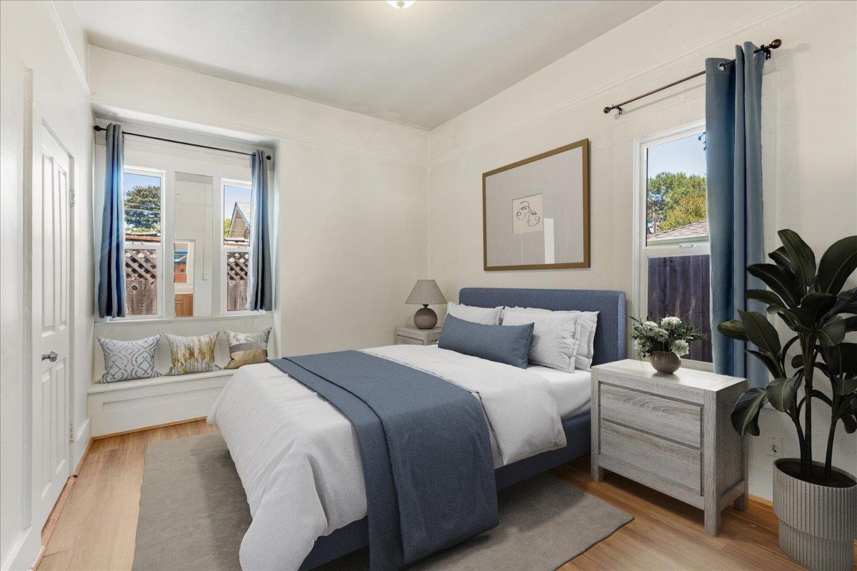 Detail Gallery Image 17 of 27 For 113 Fairbanks, Santa Cruz,  CA 95060 - 2 Beds | 1 Baths