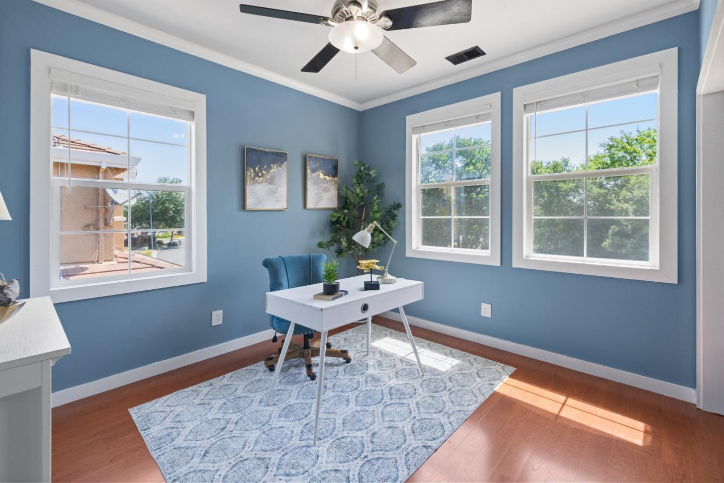 Detail Gallery Image 16 of 21 For 895 Oak Brook Way, Gilroy,  CA 95020 - 4 Beds | 3 Baths