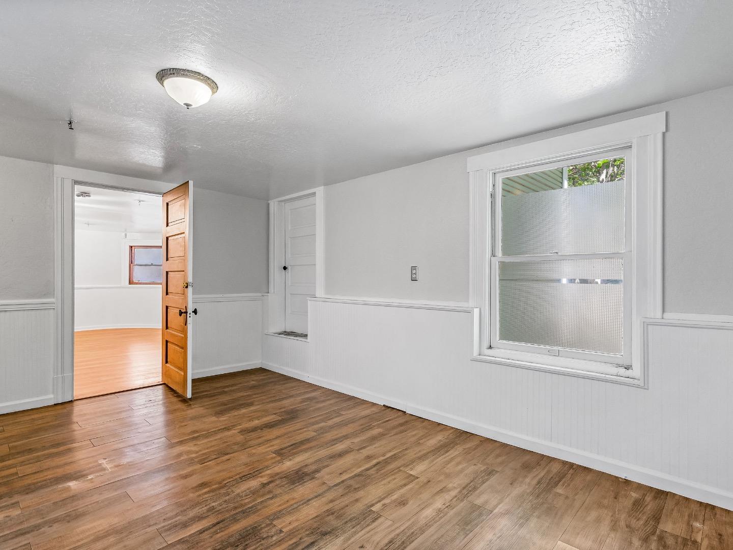 Detail Gallery Image 12 of 35 For 2200 L St, Sacramento,  CA 95816 - – Beds | – Baths