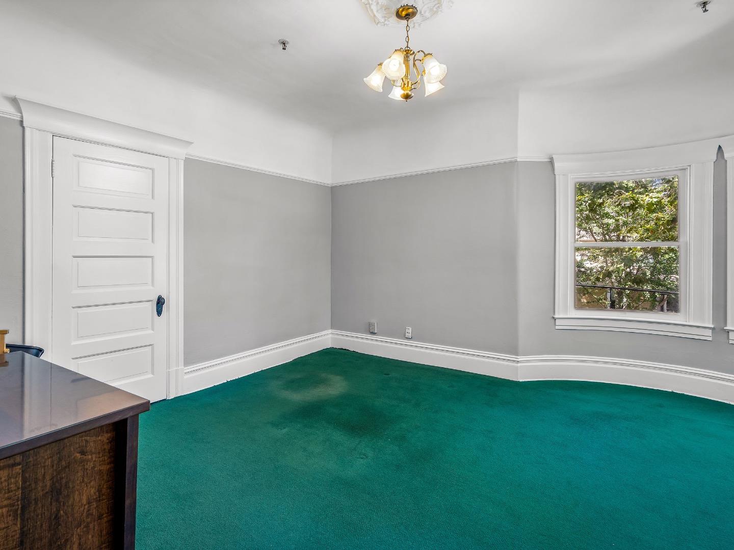 Detail Gallery Image 30 of 35 For 2200 L St, Sacramento,  CA 95816 - – Beds | – Baths