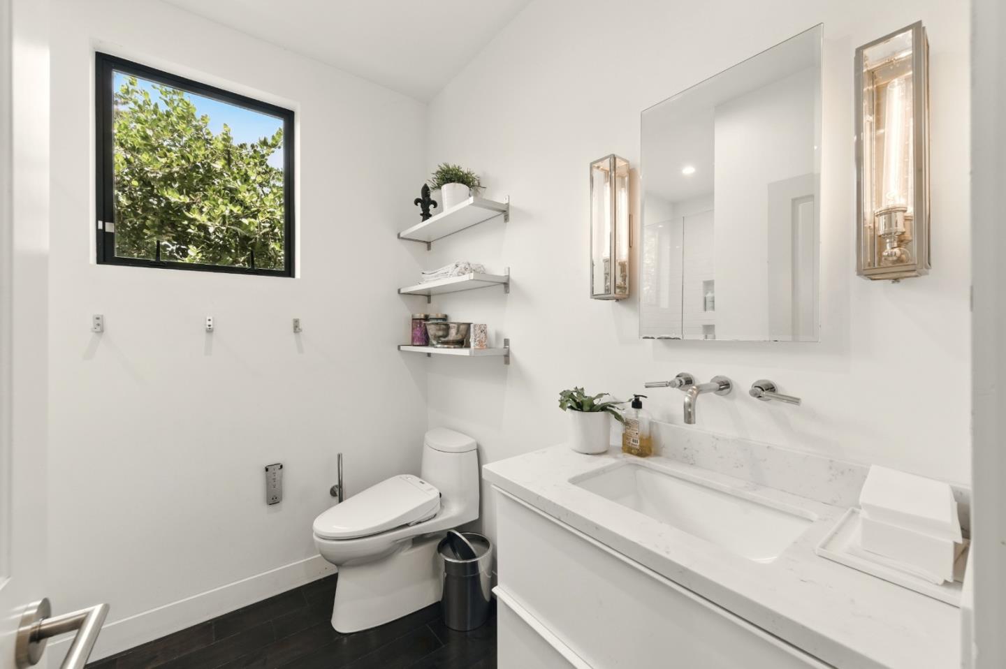 Detail Gallery Image 26 of 55 For 543 8th Ave, Menlo Park,  CA 94025 - 3 Beds | 3 Baths