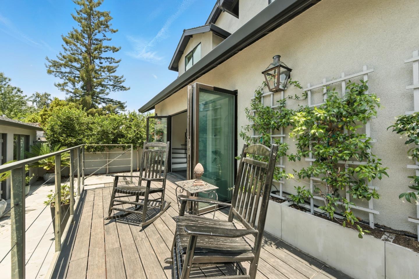 Detail Gallery Image 46 of 55 For 543 8th Ave, Menlo Park,  CA 94025 - 3 Beds | 3 Baths