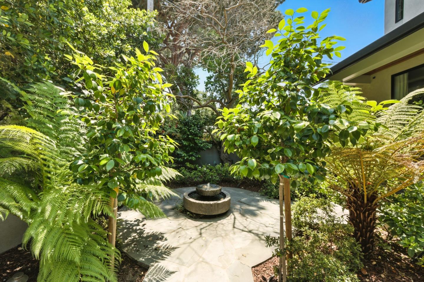 Detail Gallery Image 5 of 55 For 543 8th Ave, Menlo Park,  CA 94025 - 3 Beds | 3 Baths