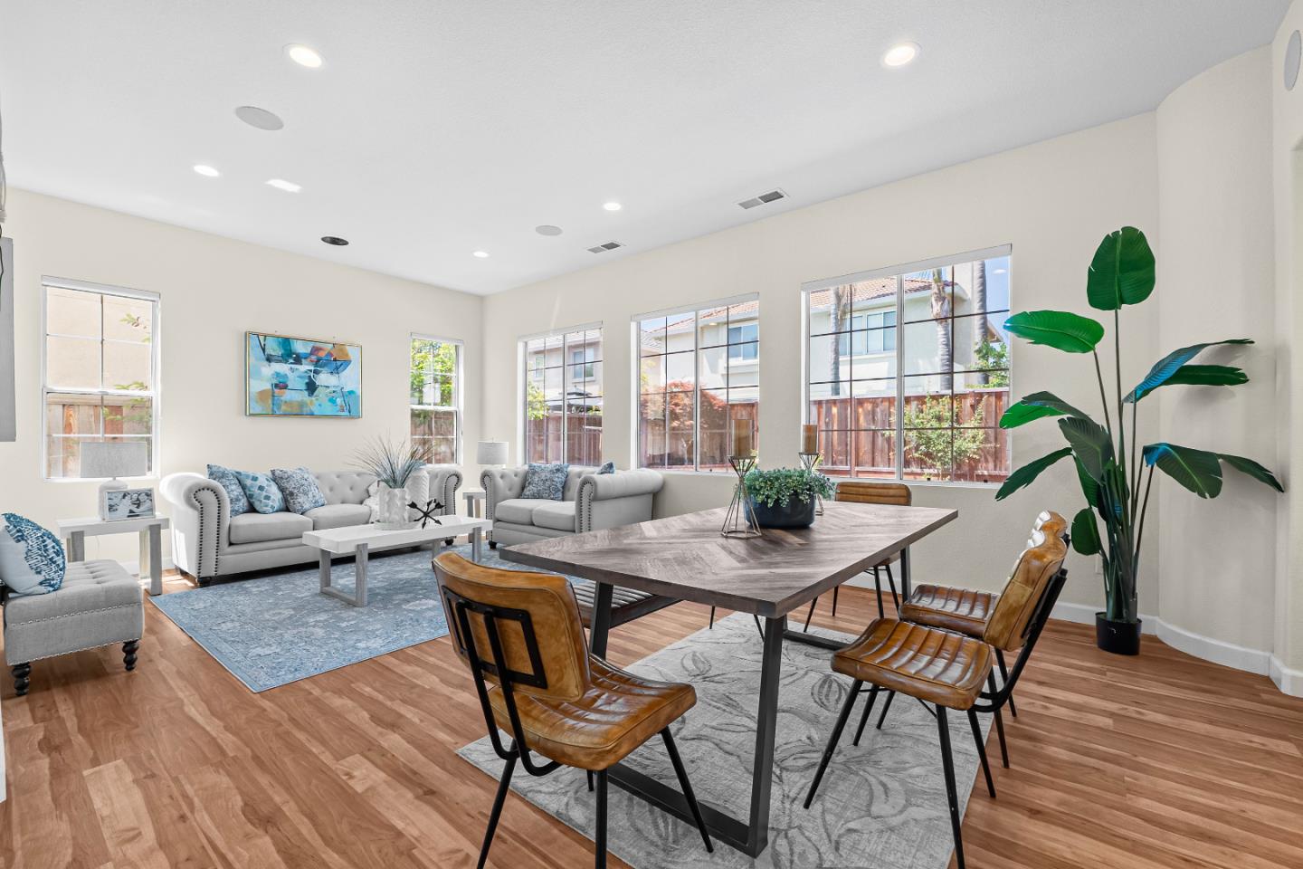 Detail Gallery Image 14 of 54 For 336 Arrowhead Way, Hayward,  CA 94544 - 5 Beds | 3/1 Baths