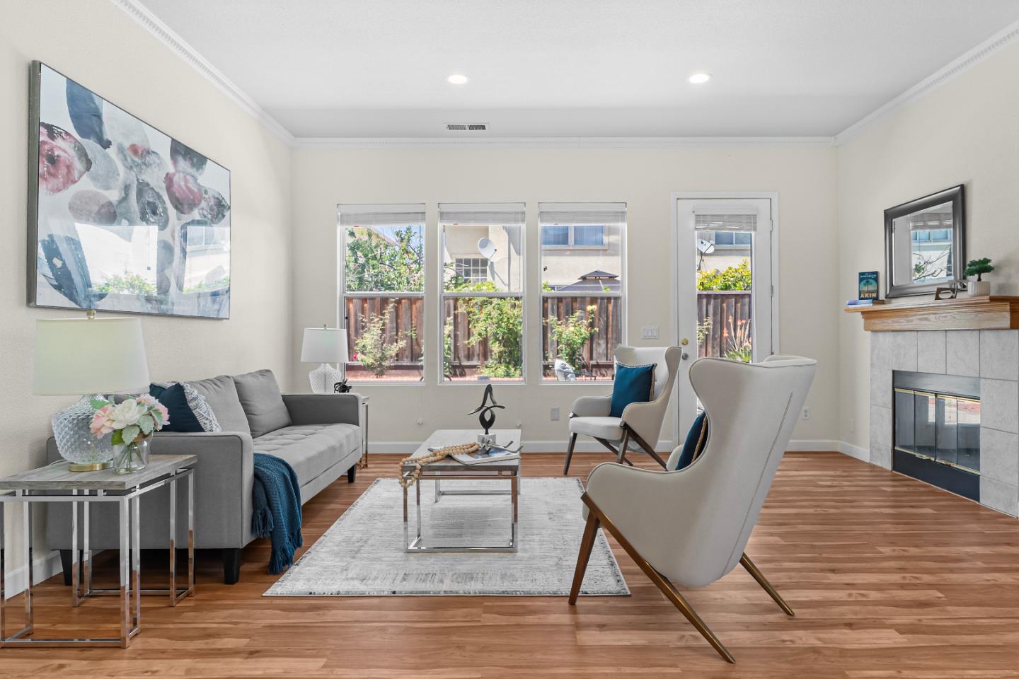Detail Gallery Image 18 of 54 For 336 Arrowhead Way, Hayward,  CA 94544 - 5 Beds | 3/1 Baths