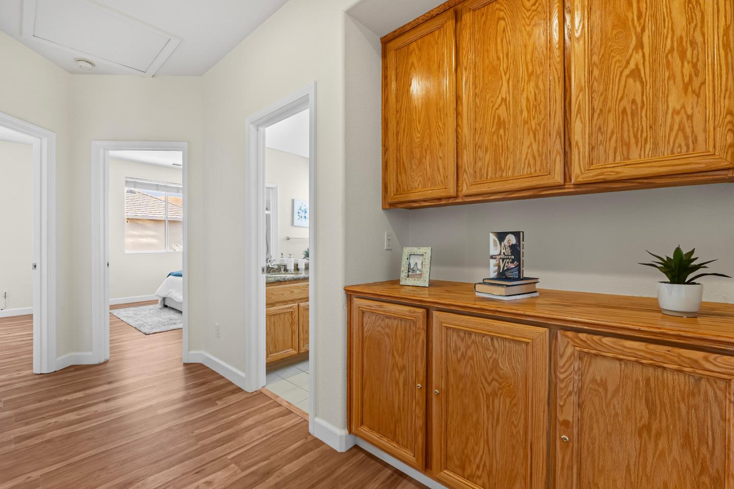 Detail Gallery Image 29 of 54 For 336 Arrowhead Way, Hayward,  CA 94544 - 5 Beds | 3/1 Baths
