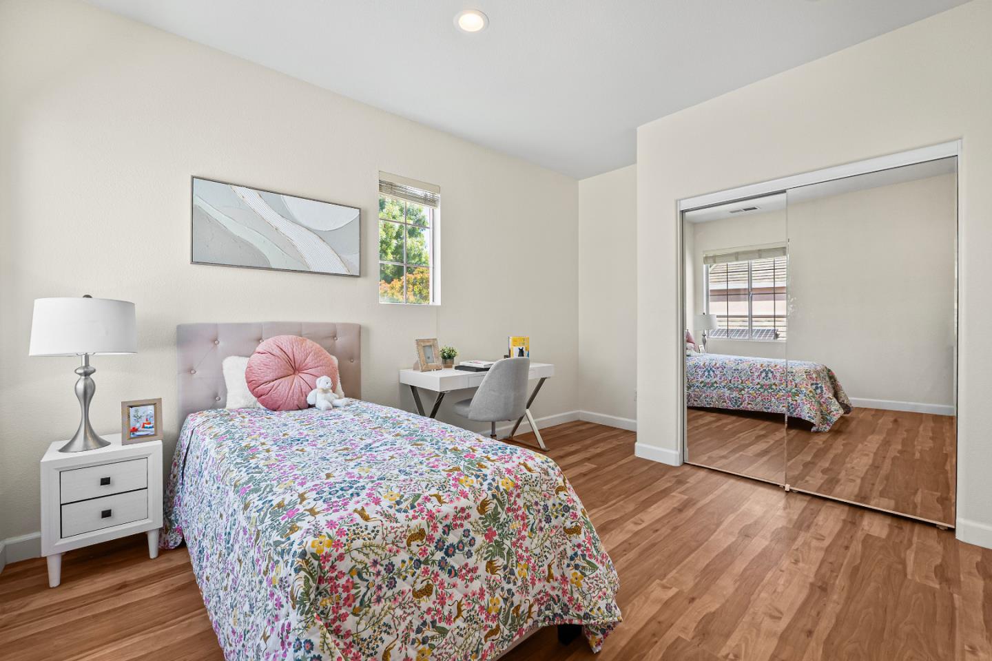 Detail Gallery Image 31 of 54 For 336 Arrowhead Way, Hayward,  CA 94544 - 5 Beds | 3/1 Baths