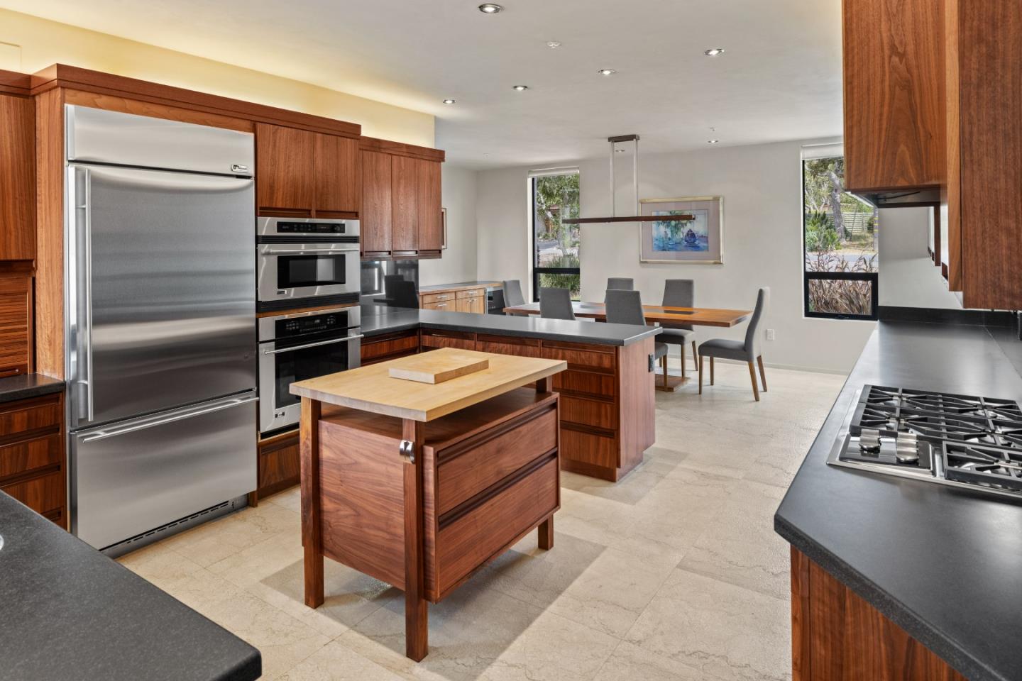 Detail Gallery Image 12 of 32 For 2900 Oak Knoll Rd, Pebble Beach,  CA 93953 - 4 Beds | 4 Baths