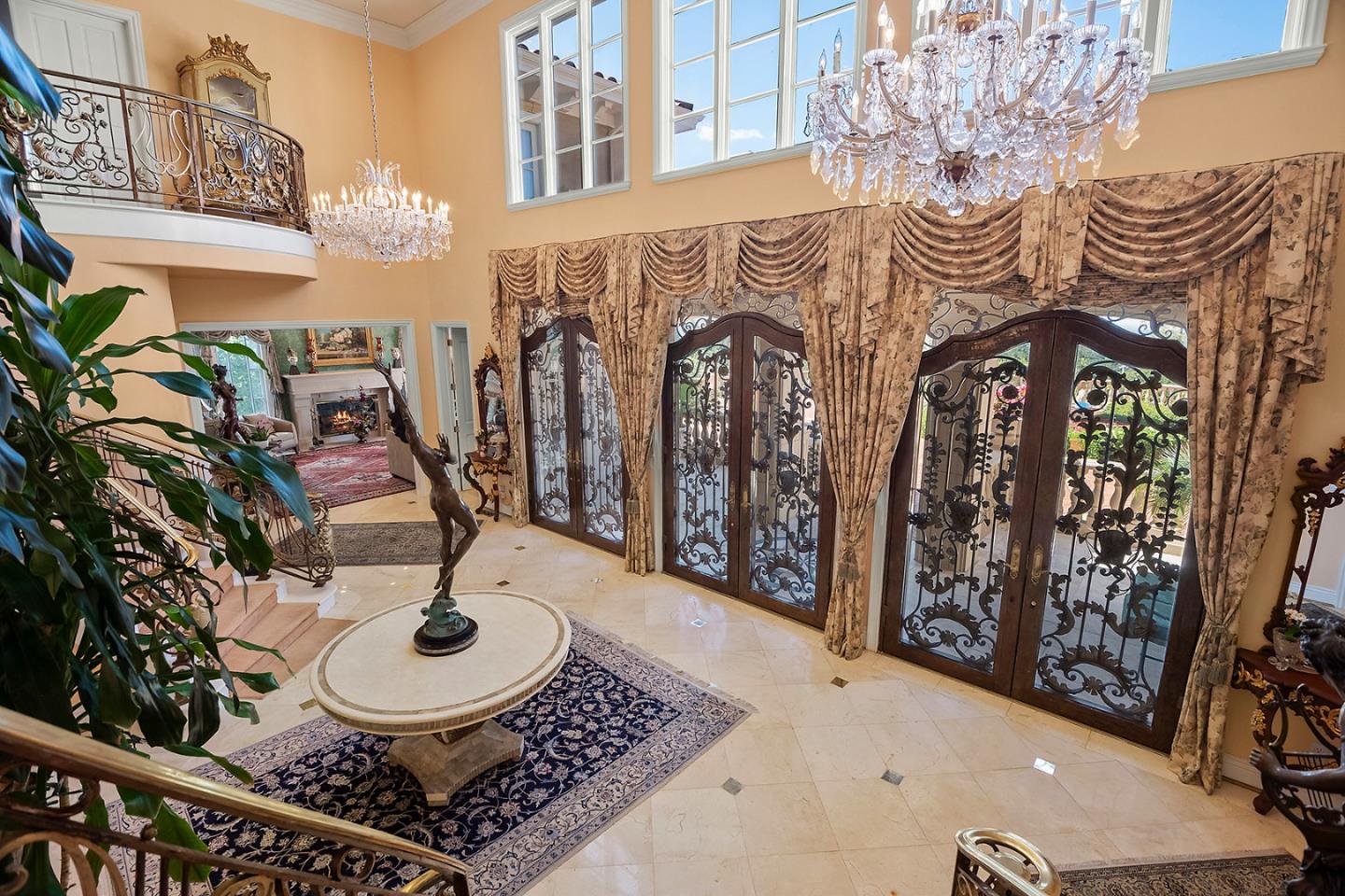 Detail Gallery Image 13 of 75 For 16840 Cypress Way, Los Gatos,  CA 95030 - 5 Beds | 5/1 Baths