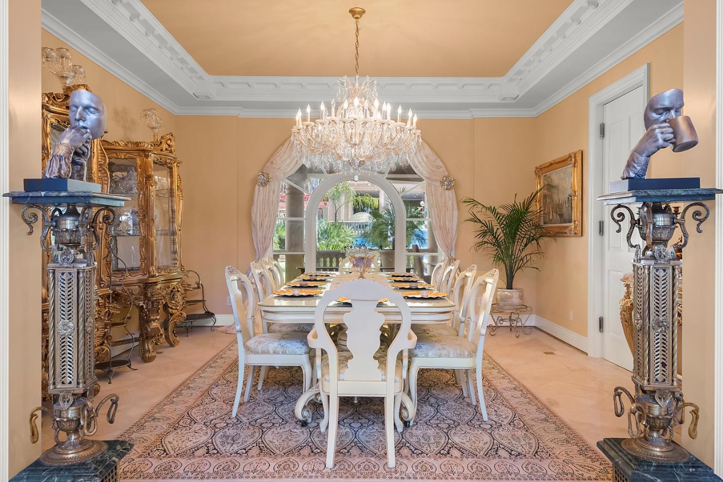 Detail Gallery Image 15 of 75 For 16840 Cypress Way, Los Gatos,  CA 95030 - 5 Beds | 5/1 Baths