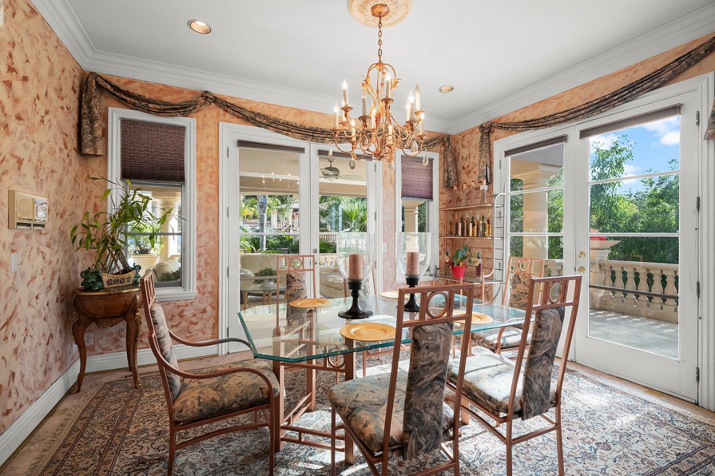 Detail Gallery Image 22 of 75 For 16840 Cypress Way, Los Gatos,  CA 95030 - 5 Beds | 5/1 Baths
