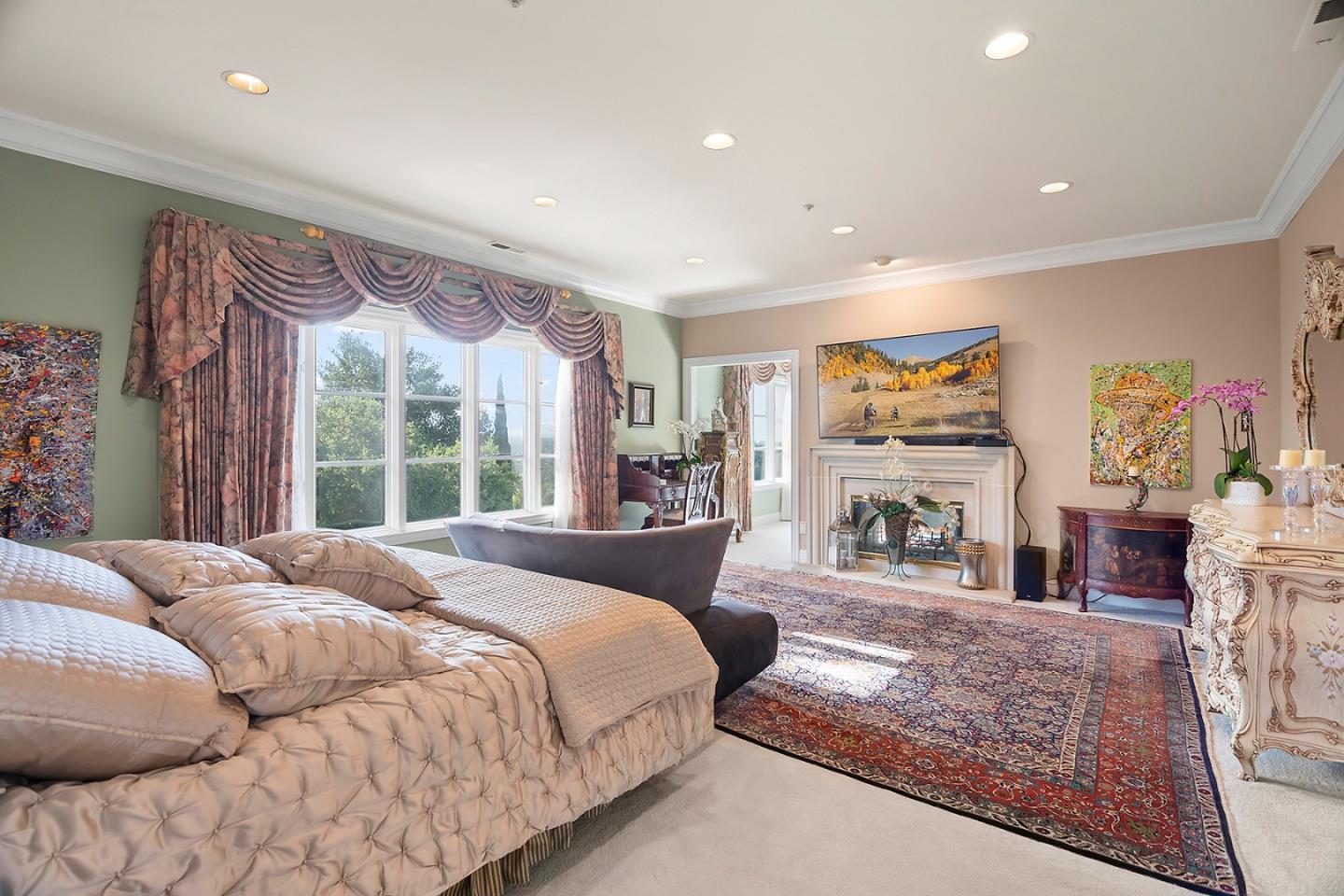 Detail Gallery Image 24 of 75 For 16840 Cypress Way, Los Gatos,  CA 95030 - 5 Beds | 5/1 Baths