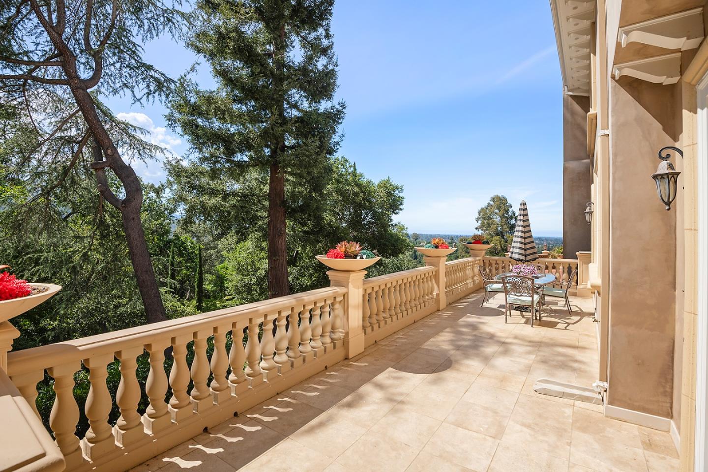 Detail Gallery Image 42 of 75 For 16840 Cypress Way, Los Gatos,  CA 95030 - 5 Beds | 5/1 Baths
