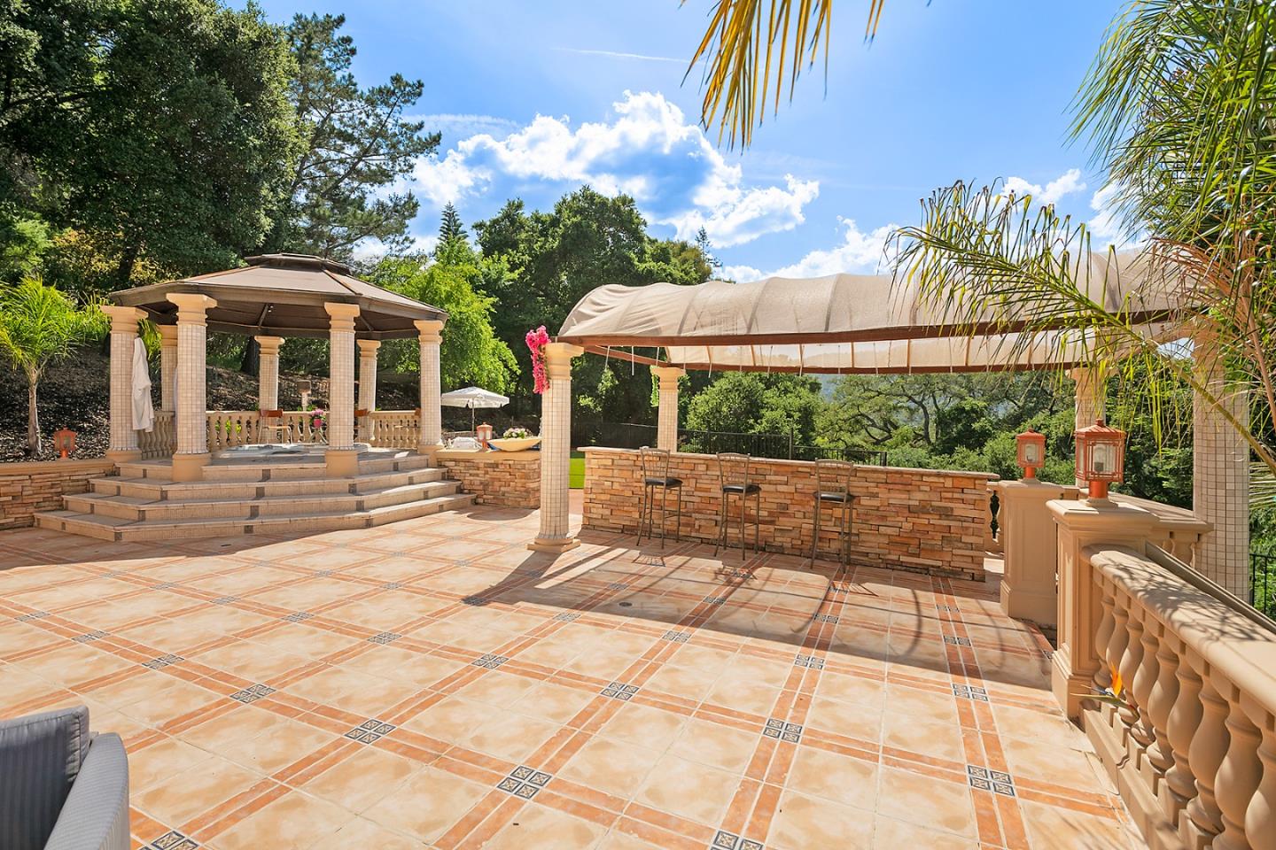 Detail Gallery Image 54 of 75 For 16840 Cypress Way, Los Gatos,  CA 95030 - 5 Beds | 5/1 Baths