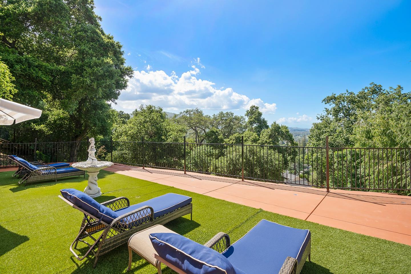 Detail Gallery Image 59 of 75 For 16840 Cypress Way, Los Gatos,  CA 95030 - 5 Beds | 5/1 Baths
