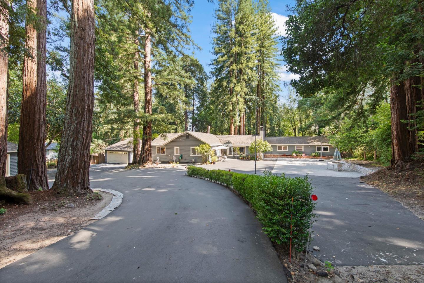 Detail Gallery Image 4 of 56 For 13395 W Park Ave, Boulder Creek,  CA 95006 - 6 Beds | 4 Baths