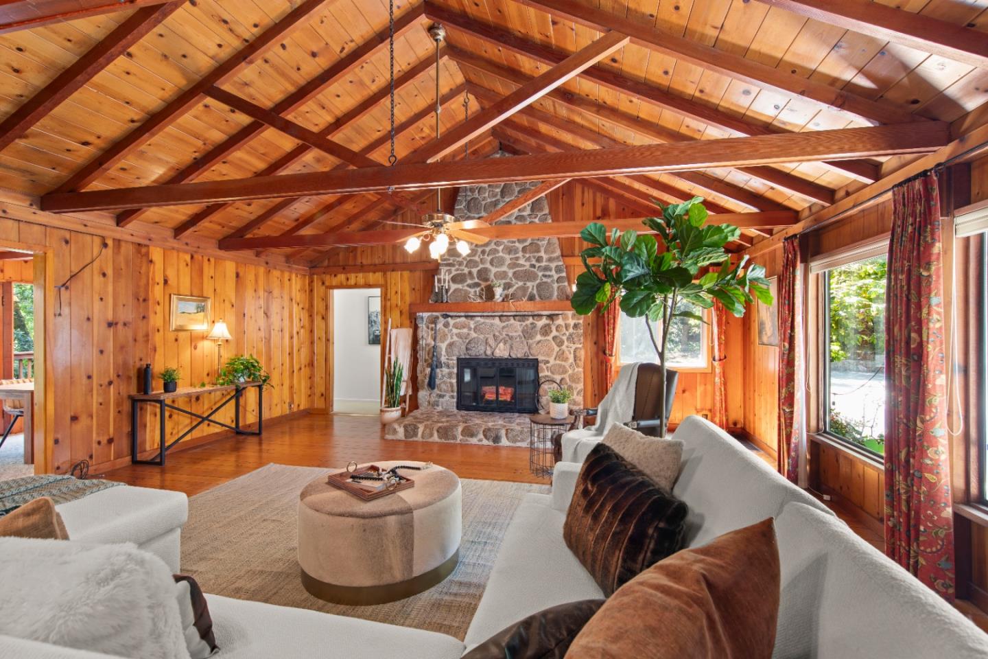 Detail Gallery Image 9 of 56 For 13395 W Park Ave, Boulder Creek,  CA 95006 - 6 Beds | 4 Baths