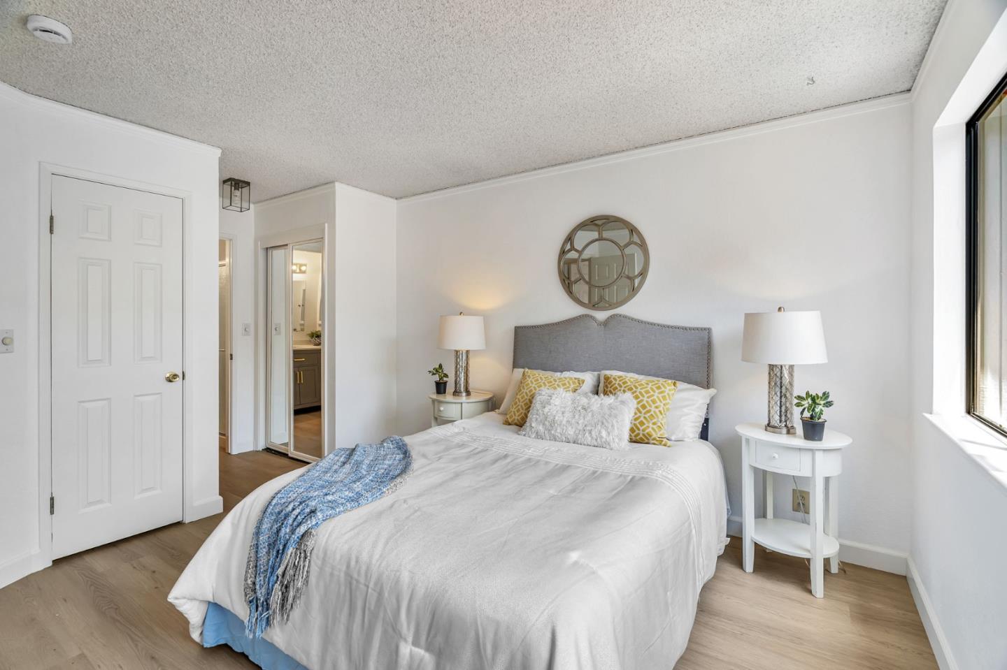 Detail Gallery Image 16 of 28 For 1247 Coyote Creek Pl, San Jose,  CA 95116 - 2 Beds | 2 Baths