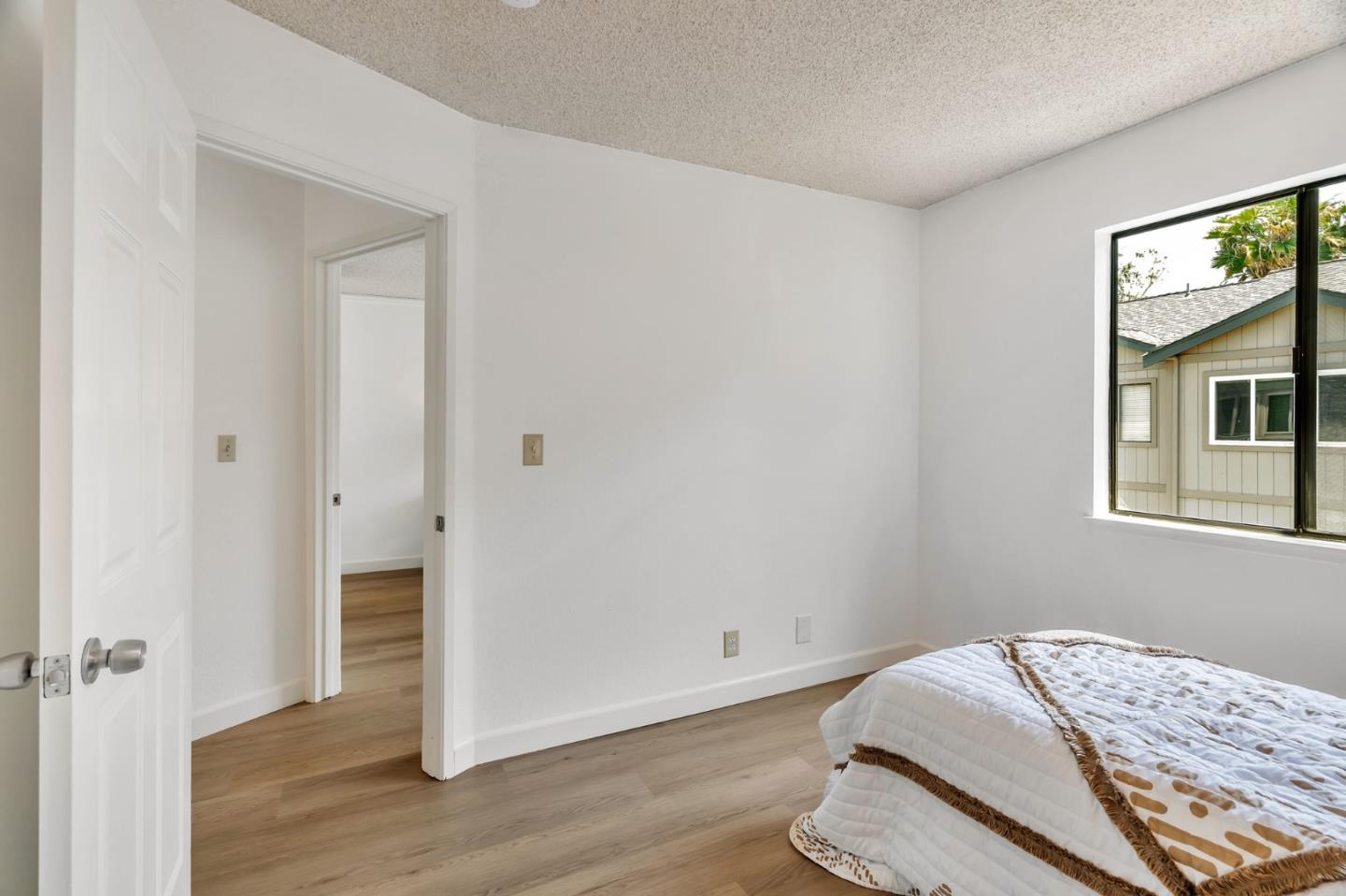 Detail Gallery Image 18 of 28 For 1247 Coyote Creek Pl, San Jose,  CA 95116 - 2 Beds | 2 Baths