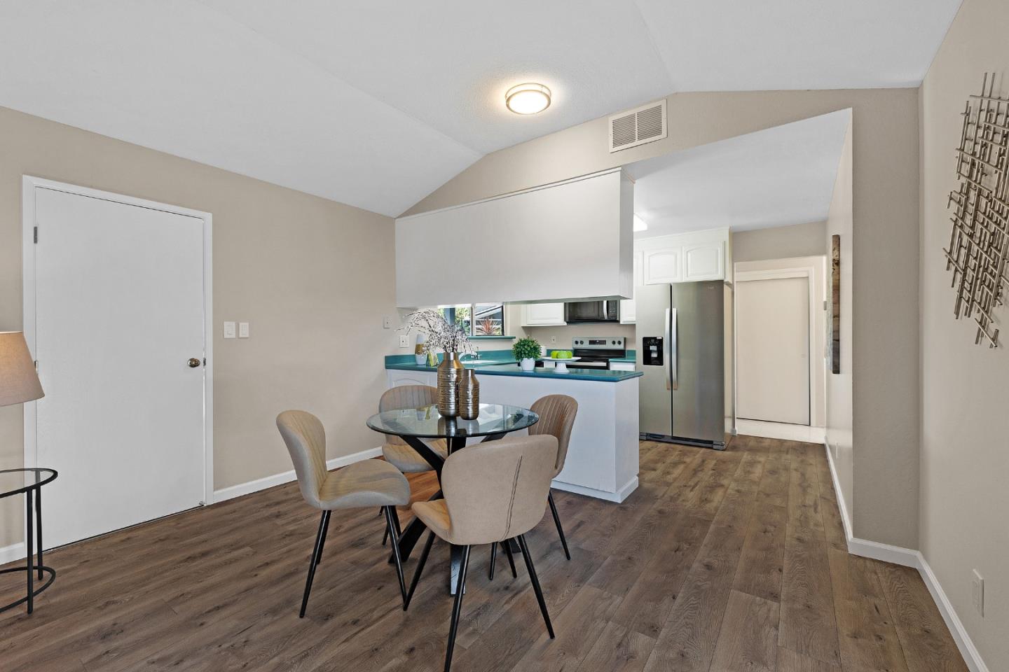 Detail Gallery Image 10 of 49 For 4919 Stafford Pl, Newark,  CA 94560 - 3 Beds | 2 Baths