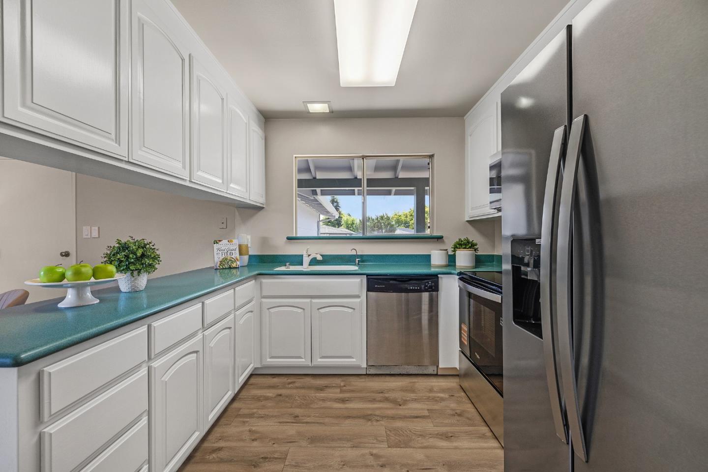 Detail Gallery Image 7 of 49 For 4919 Stafford Pl, Newark,  CA 94560 - 3 Beds | 2 Baths