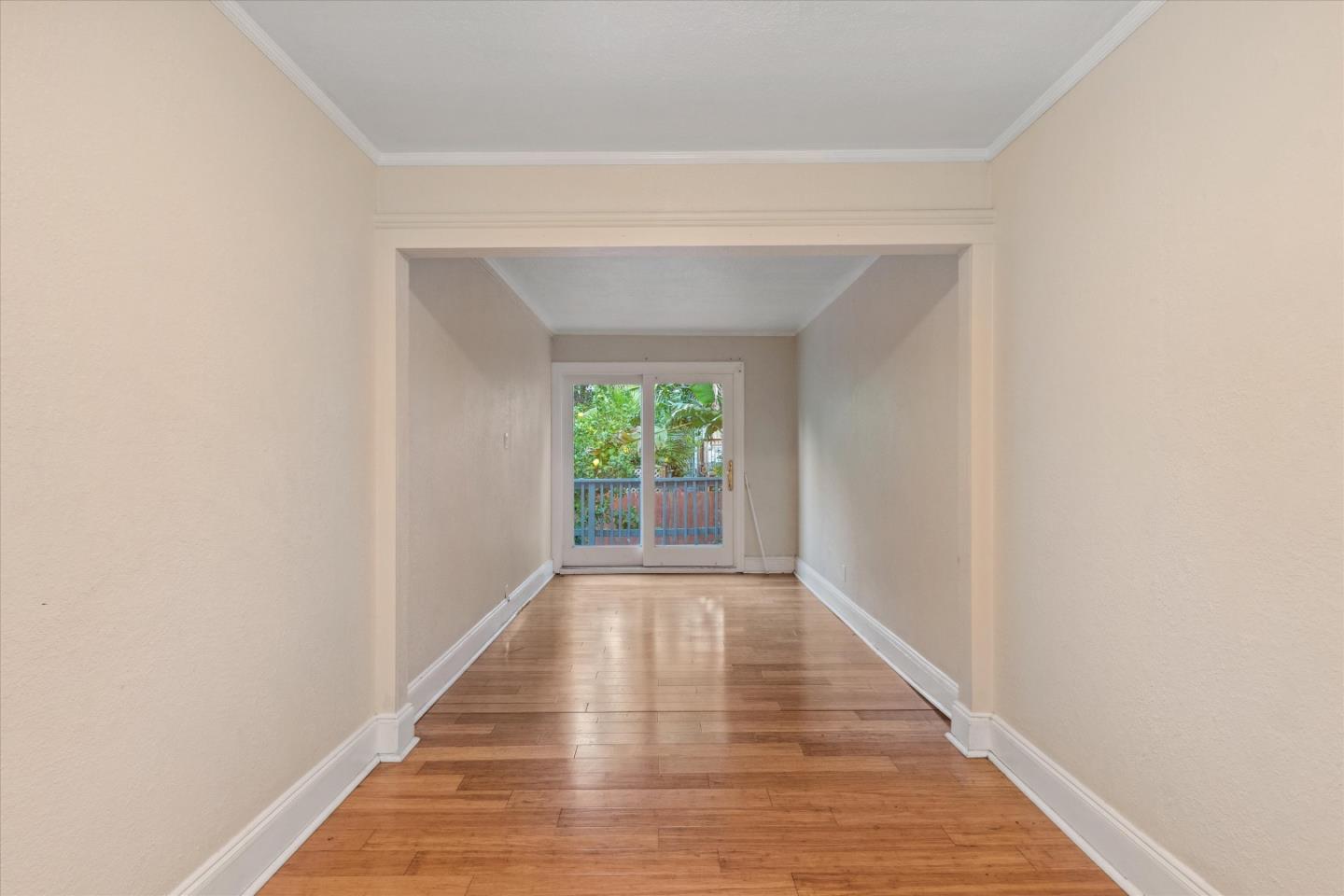 Detail Gallery Image 15 of 32 For 1319 S Van Ness Ave, San Francisco,  CA 94110 - – Beds | – Baths