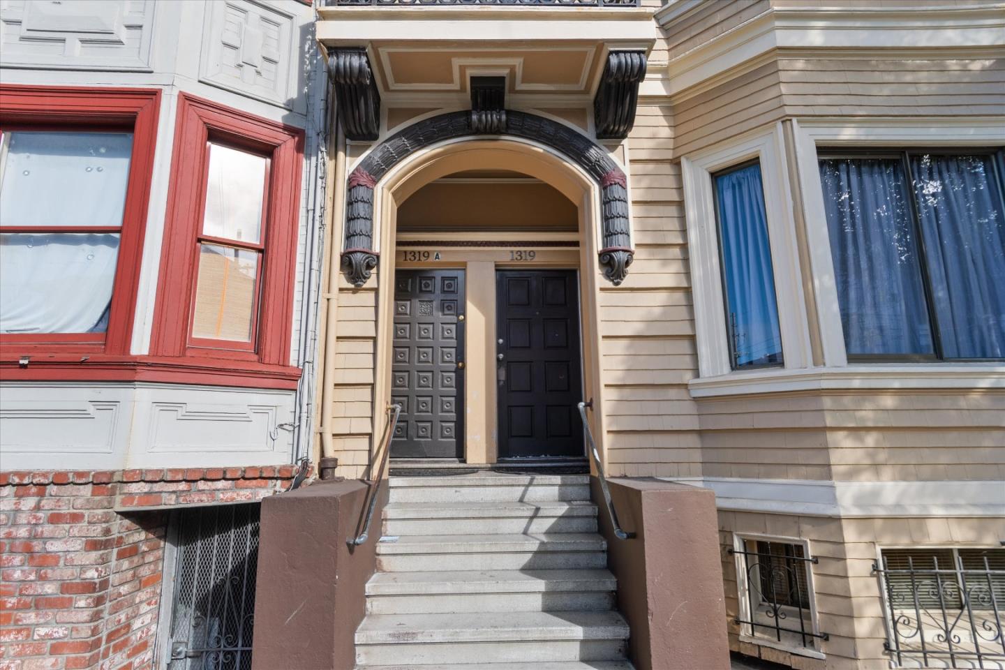 Detail Gallery Image 3 of 32 For 1319 S Van Ness Ave, San Francisco,  CA 94110 - – Beds | – Baths