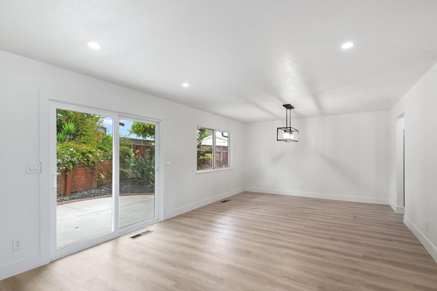 Detail Gallery Image 35 of 36 For 16 Melwood Ct, Watsonville,  CA 95076 - 3 Beds | 2 Baths