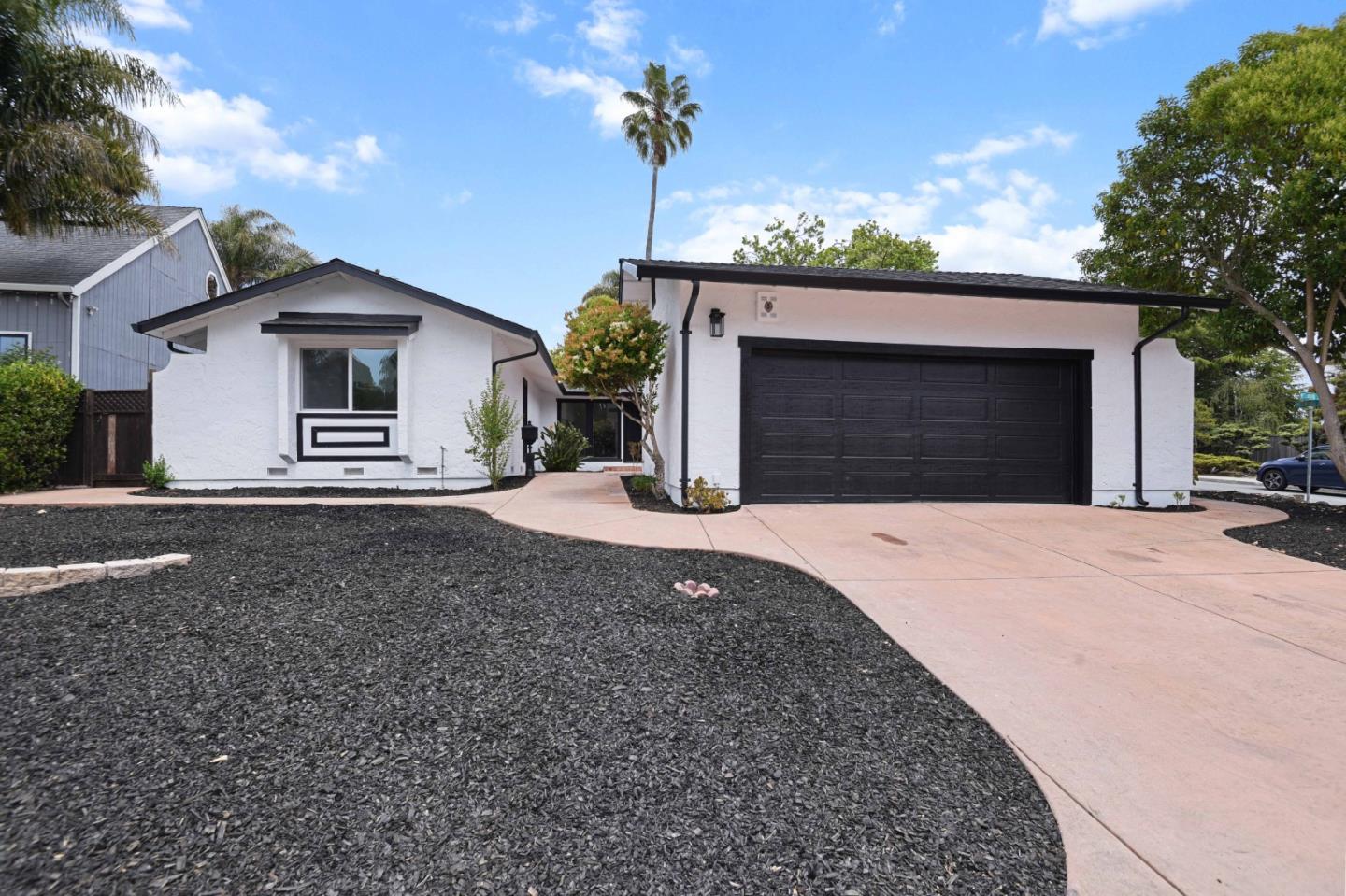 Detail Gallery Image 8 of 36 For 16 Melwood Ct, Watsonville,  CA 95076 - 3 Beds | 2 Baths