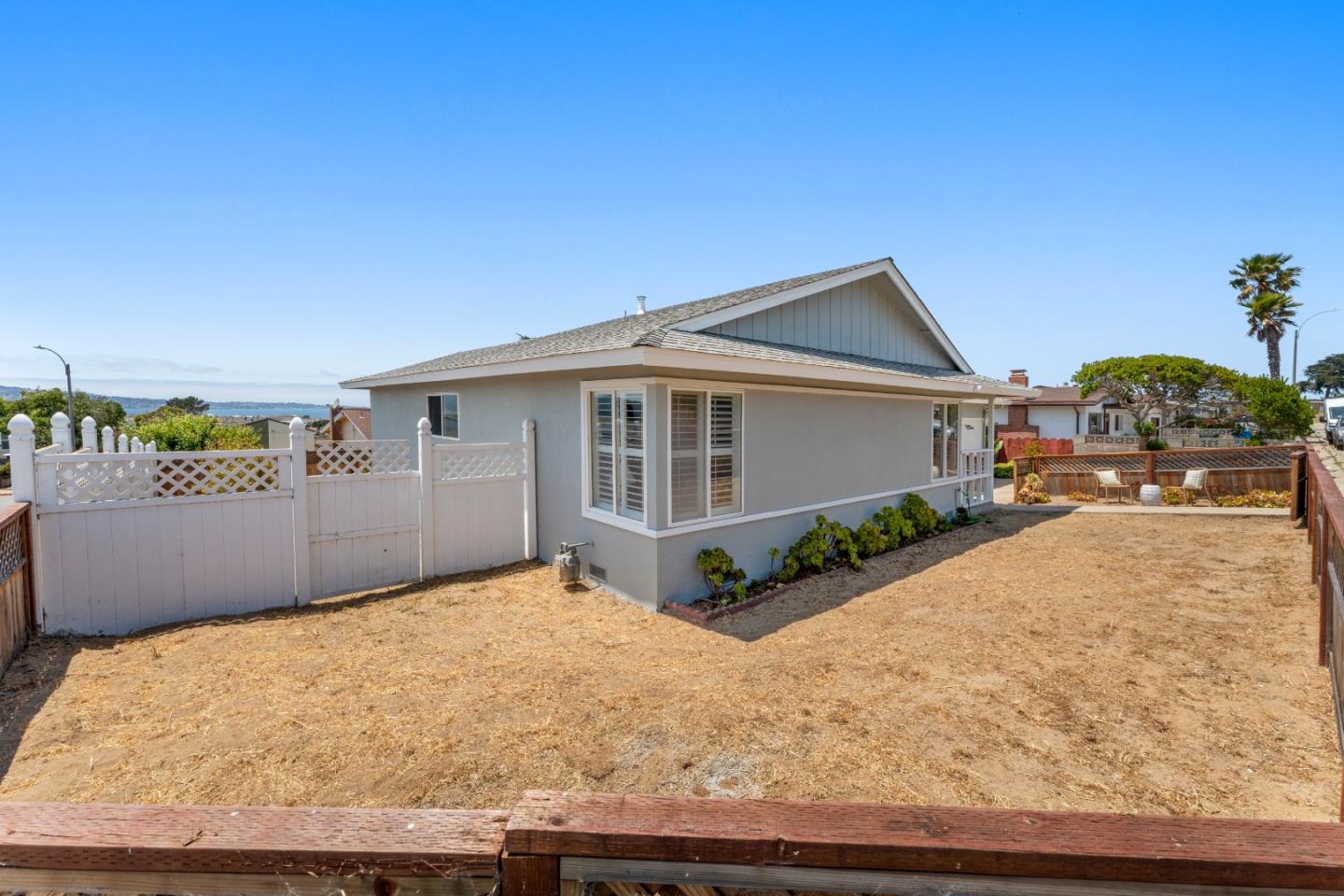Detail Gallery Image 22 of 24 For 1861 Saint Helena St, Seaside,  CA 93955 - 4 Beds | 2 Baths