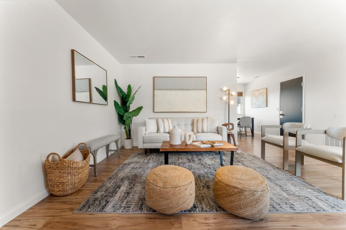 Detail Gallery Image 4 of 24 For 1861 Saint Helena St, Seaside,  CA 93955 - 4 Beds | 2 Baths