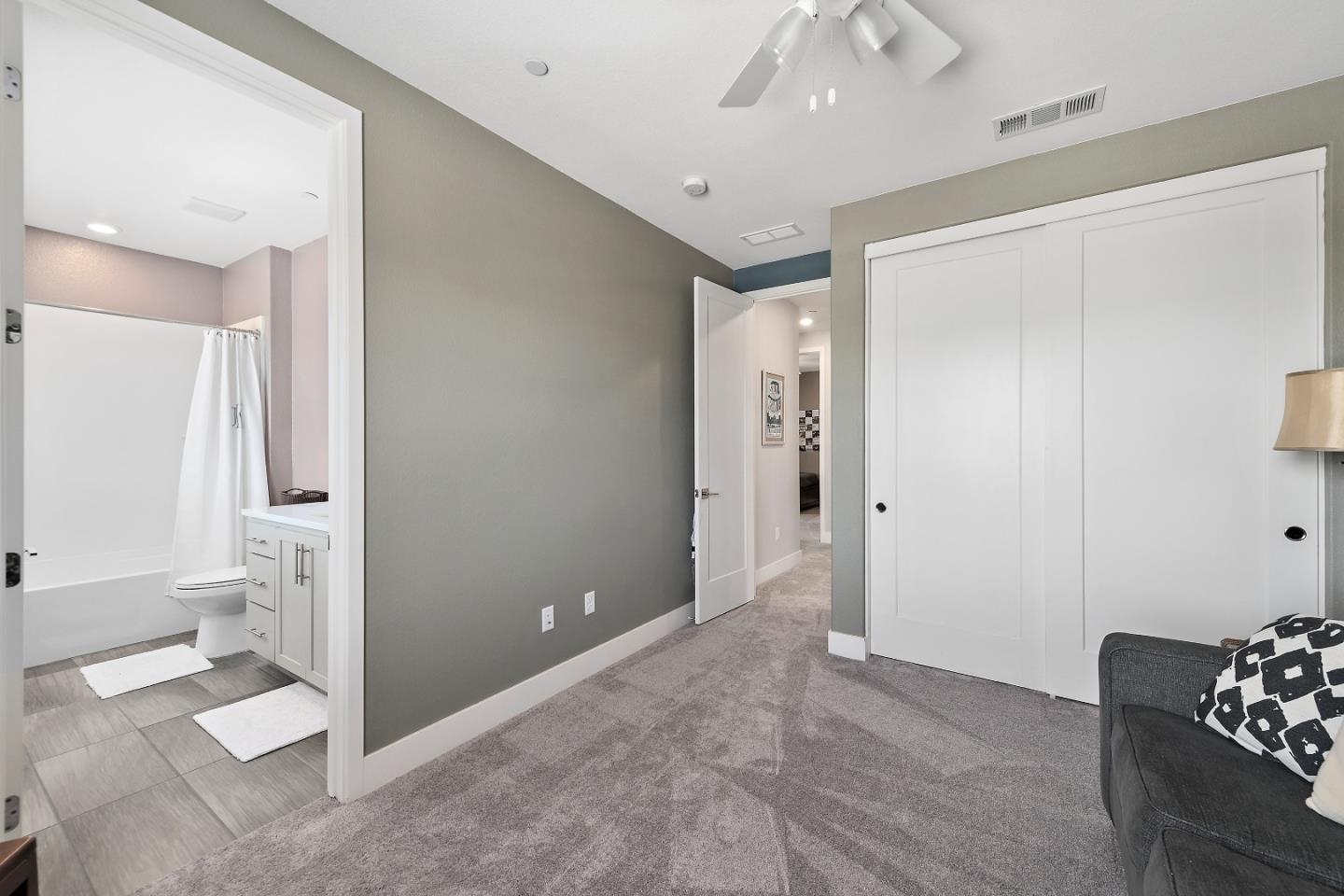 Detail Gallery Image 21 of 40 For 1611 Vinsanto Ct, Gilroy,  CA 95020 - 5 Beds | 4/1 Baths