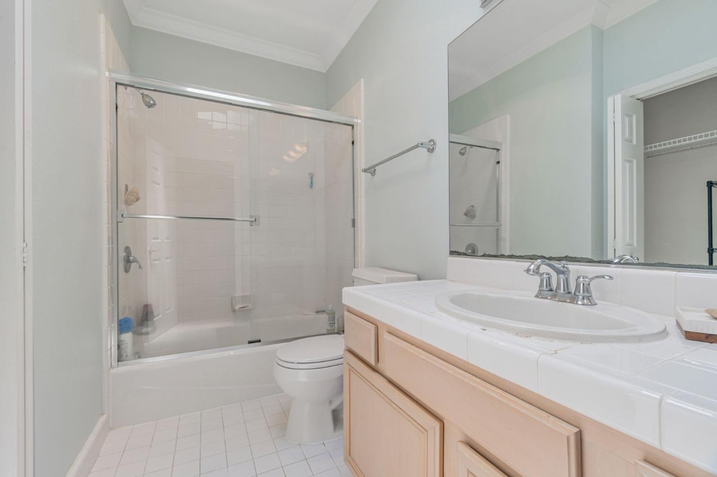 Detail Gallery Image 24 of 34 For 200 Portola Dr #201,  San Francisco,  CA 94131 - 2 Beds | 2 Baths