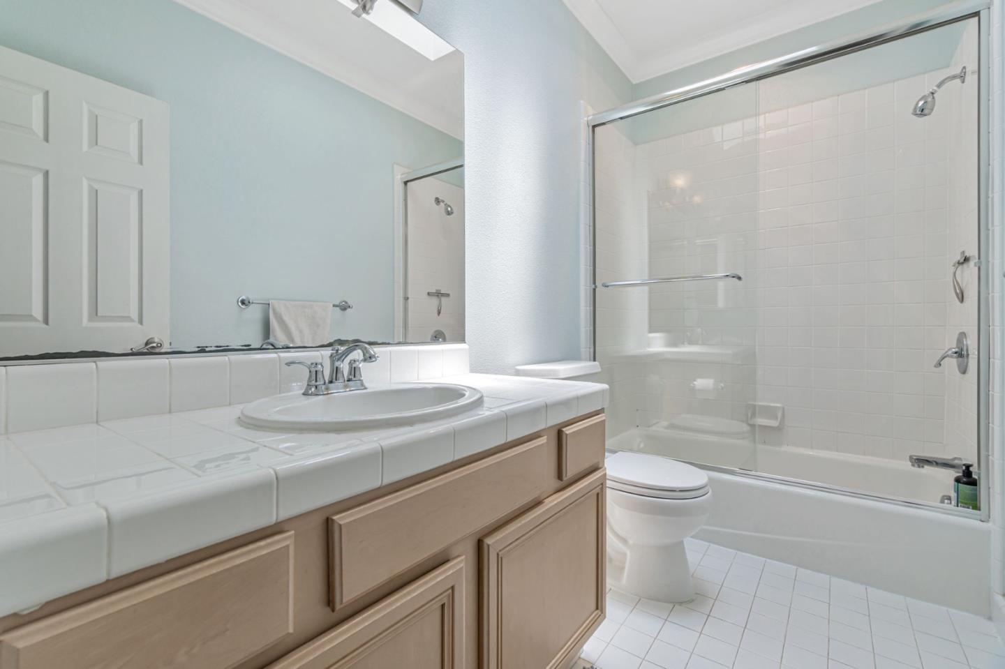Detail Gallery Image 25 of 34 For 200 Portola Dr #201,  San Francisco,  CA 94131 - 2 Beds | 2 Baths