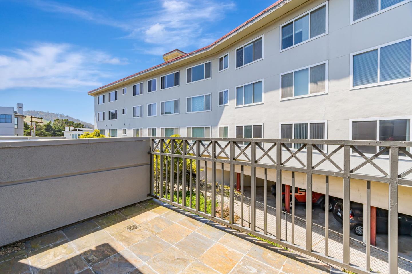 Detail Gallery Image 30 of 34 For 200 Portola Dr #201,  San Francisco,  CA 94131 - 2 Beds | 2 Baths