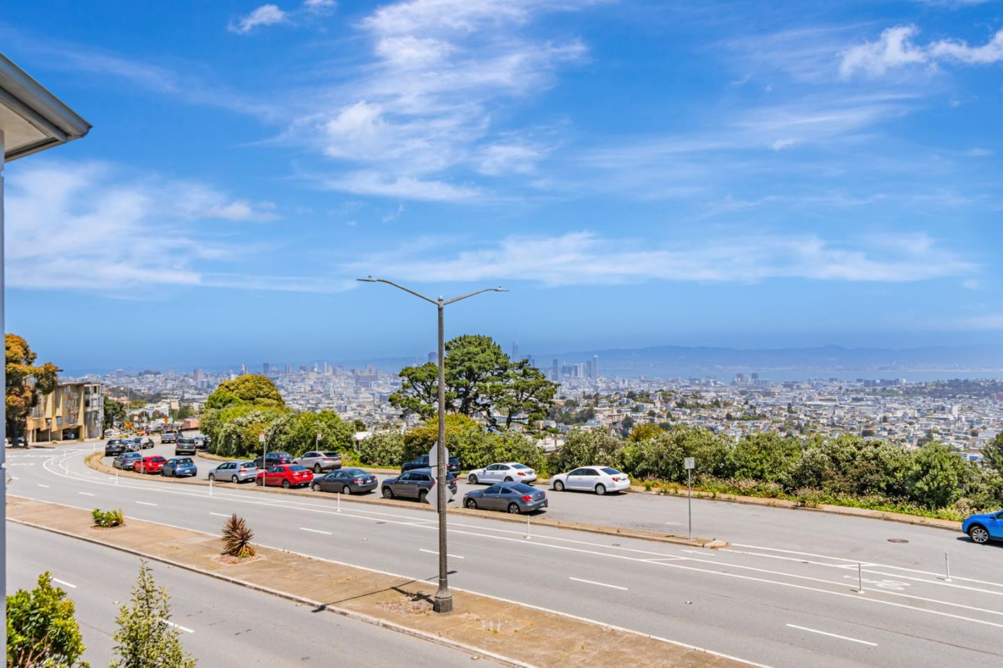 Detail Gallery Image 32 of 34 For 200 Portola Dr #201,  San Francisco,  CA 94131 - 2 Beds | 2 Baths