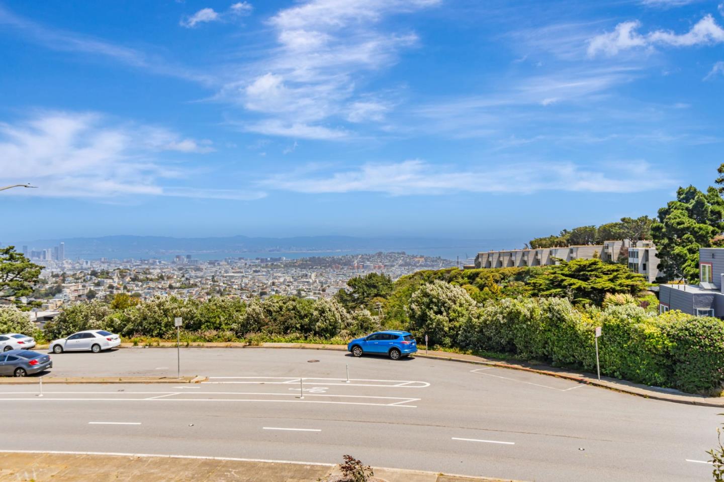 Detail Gallery Image 33 of 34 For 200 Portola Dr #201,  San Francisco,  CA 94131 - 2 Beds | 2 Baths