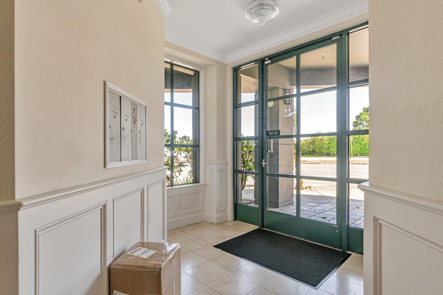Detail Gallery Image 5 of 34 For 200 Portola Dr #201,  San Francisco,  CA 94131 - 2 Beds | 2 Baths