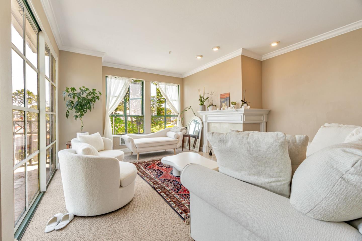 Detail Gallery Image 9 of 34 For 200 Portola Dr #201,  San Francisco,  CA 94131 - 2 Beds | 2 Baths