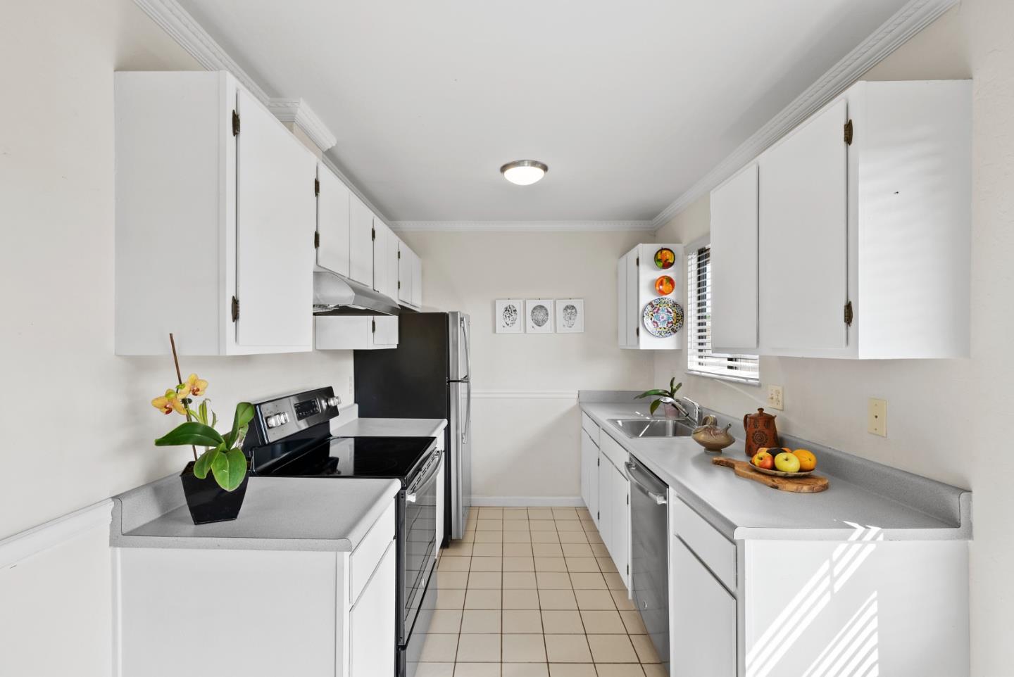 Detail Gallery Image 5 of 18 For 430 Grand Blvd #3,  San Mateo,  CA 94401 - 1 Beds | 1 Baths