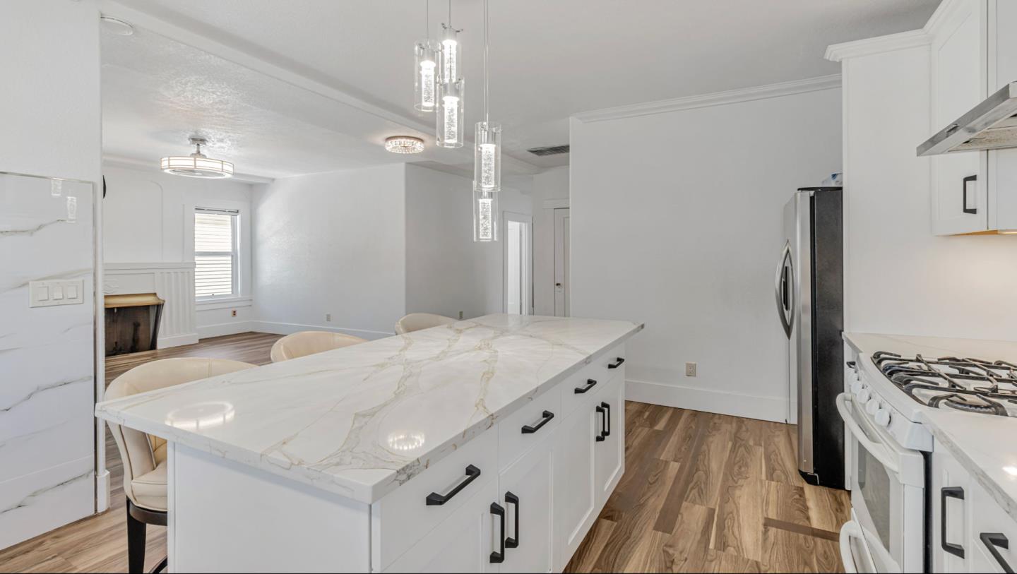Detail Gallery Image 12 of 26 For 1144 S 9th St, San Jose,  CA 95112 - 3 Beds | 2 Baths