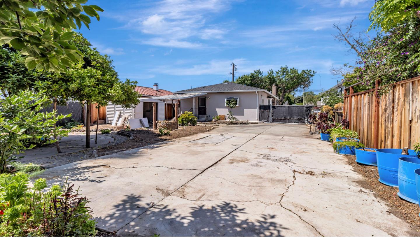 Detail Gallery Image 24 of 26 For 1144 S 9th St, San Jose,  CA 95112 - 3 Beds | 2 Baths